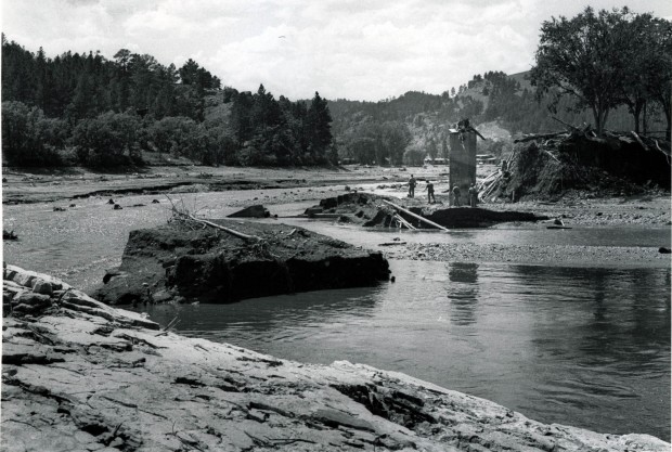 Scene1972flood006.jpg